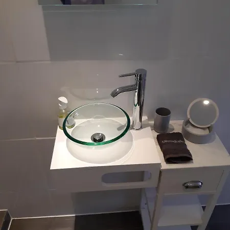 Bed & Breakfast Les Volets Verts Aulnay